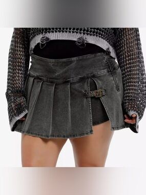 Hot Topic Washed Black Pleated Mini Skirt with Side Buckle Detail